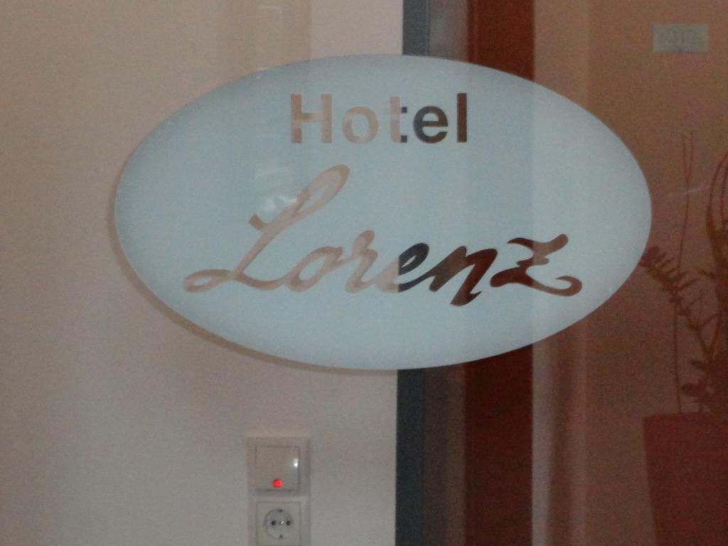Hotel Cafe Lorenz โฮเฮเน็มส์ ภายนอก รูปภาพ