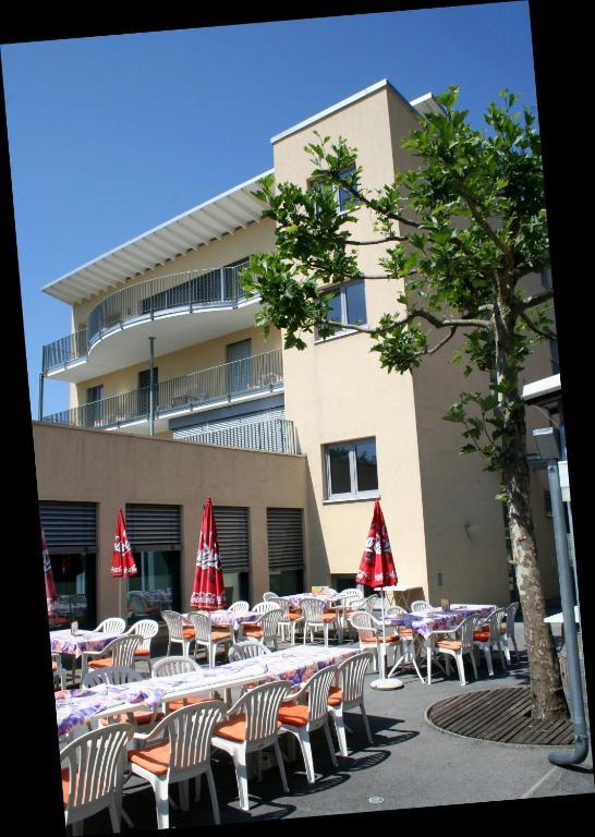 Hotel Cafe Lorenz โฮเฮเน็มส์ ภายนอก รูปภาพ